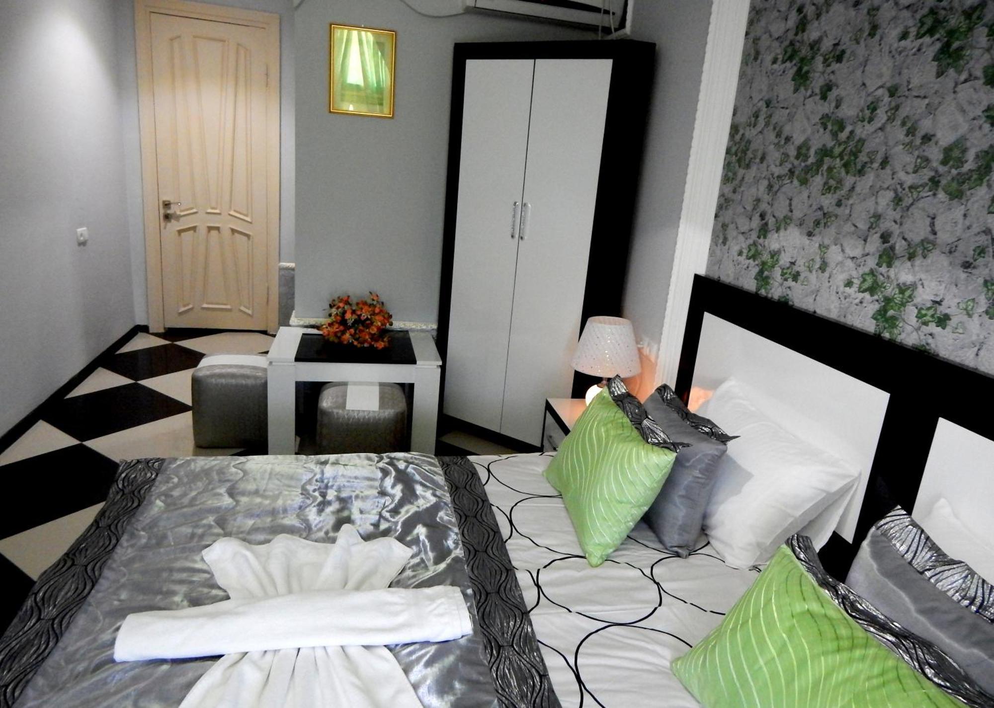 B&B Europa Hotel Kutaisi Zewnętrze zdjęcie
