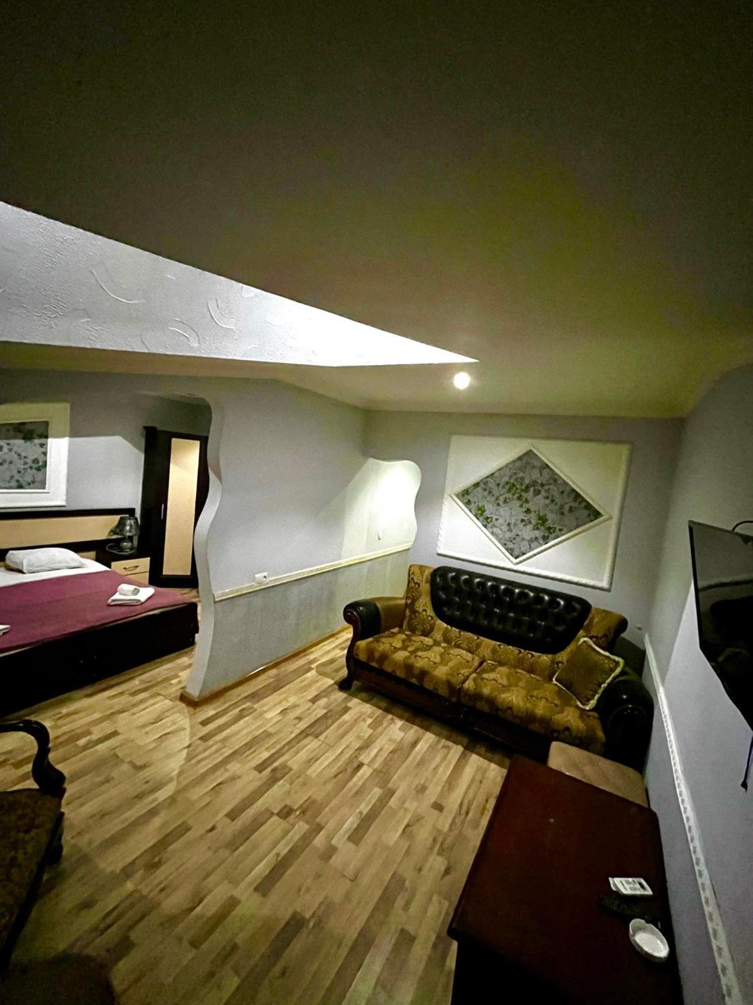 B&B Europa Hotel Kutaisi Zewnętrze zdjęcie
